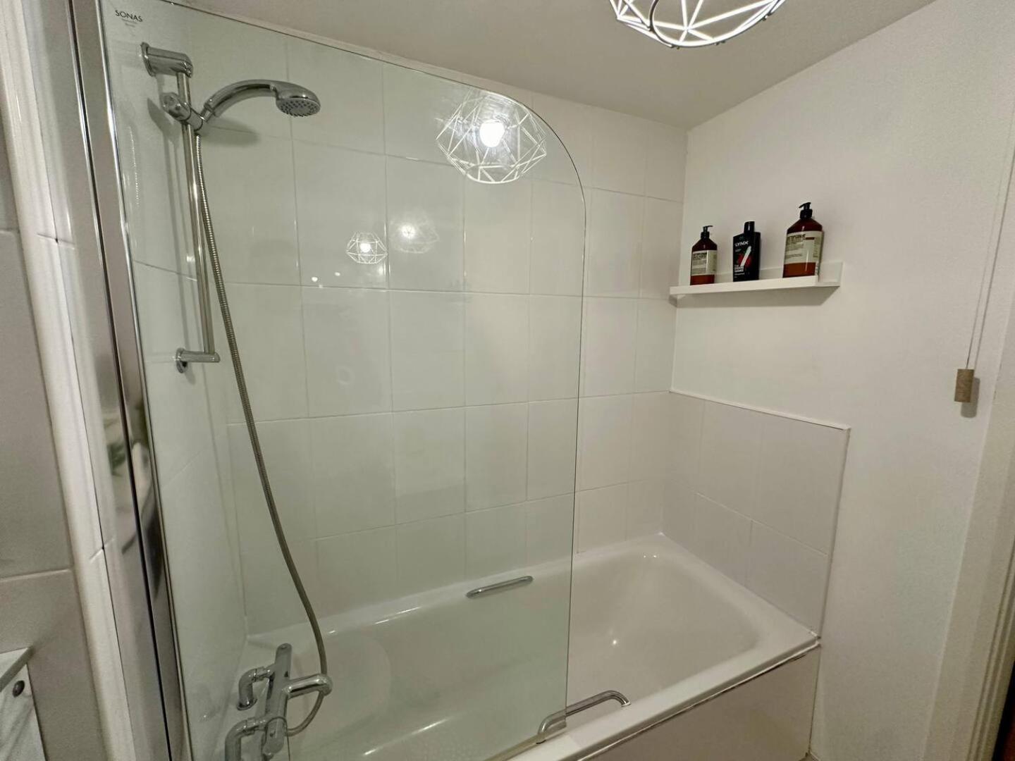 2Br City Side Apartment 贝尔法斯特 外观 照片